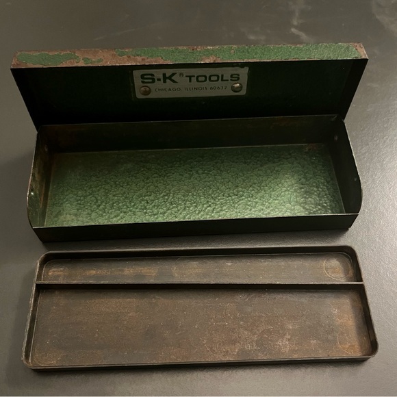 S-K TOOLS 1/4" DR SOCKET METAL TOOLBOX WRINKLE GREEN - Picture 1 of 6